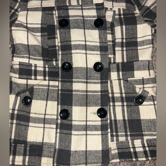Women’s Pea Coat Size Medium Gray and White Plaid - Picture 6 of 6